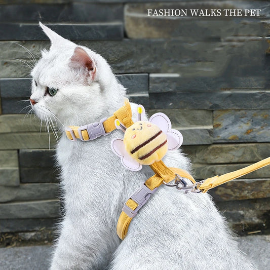 Cartoon Bee Cat Harness: Adjustable, Small-Medium Dogs, Outdoor Walking